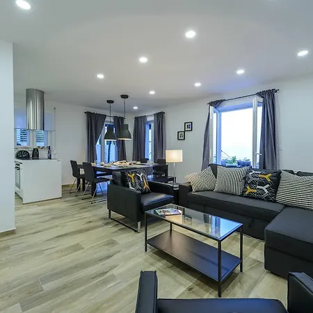 Apartment Allure